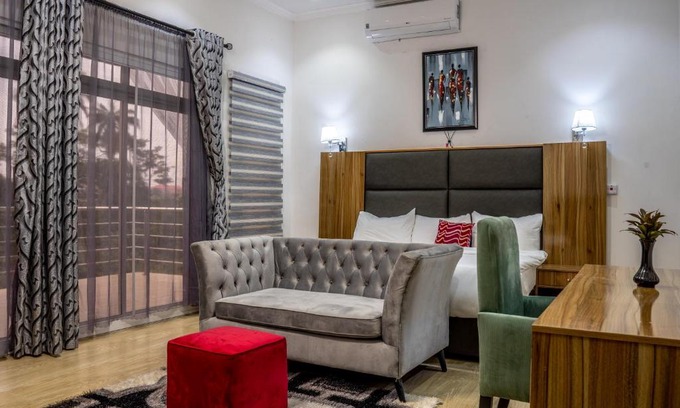 Asaba Resort | Nelson Mandela Gardens