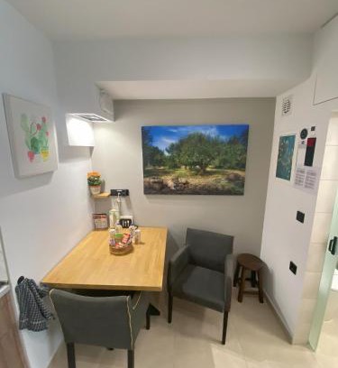 Kinosargous Apartment | Neos Kosmos Living Space