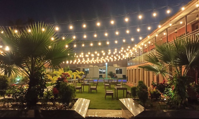 Jhapa Hotel | Nepalirika Hotel Damak
