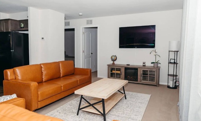 Ferndale House | Neptune Haven Getaway Near the Ocean