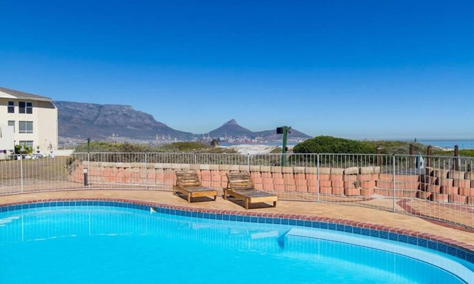 Lagoon Beach Apartment | Neptune Isle Apartment