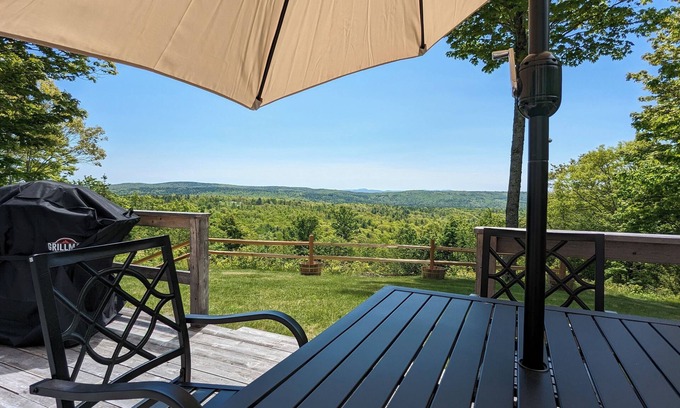 Freedom House | Nestled in rural Central Maine in the beautiful peace and quiet.