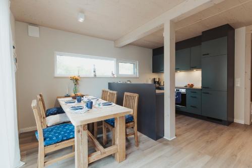 Sagard House | NEU "Rügen Resørt Sagard" großzügiges, gemütliches Familienhaus "Nilla" mit Terrasse