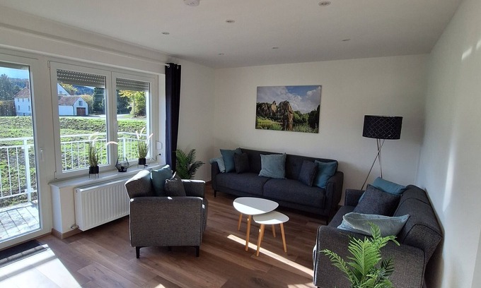 Extertal Apartment | Neu Renovierte Ferienwohnung Mitten in der Natur des Weserberglandes