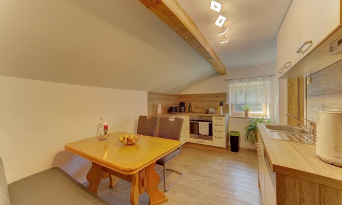 Mauth Apartment | Neu renovierte FeWo (60qm) in Mauth für 6 Personen