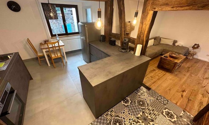 Ortenberg Apartment | Neue Ferienwohnung direkt am Vulkanradweg