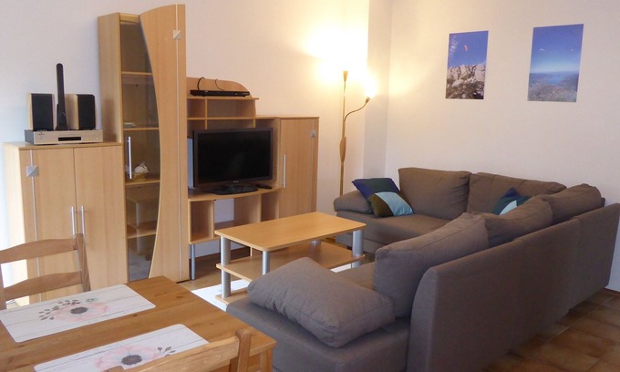 Waakirchen Apartment | Neue Ferienwohnung zw. Bad Tölz und Tegernsee bis 4 Personen