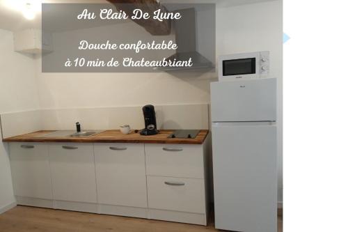 Saint-Julien-de-Vouvantes Apartment | NEUF Au Clair De Lune - Dormir Comme A La Maison