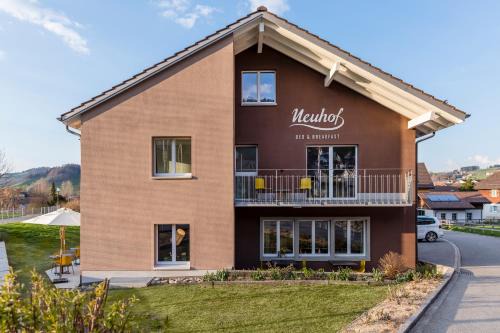 Appenzell Bed & Breakfast | Neuhof Gäste-& Schokohaus
