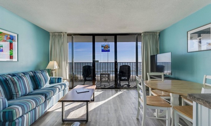 Wilmington Beach Condo | NEW! 0402 Modern Greece (1-Bedroom Condo) with Pool
