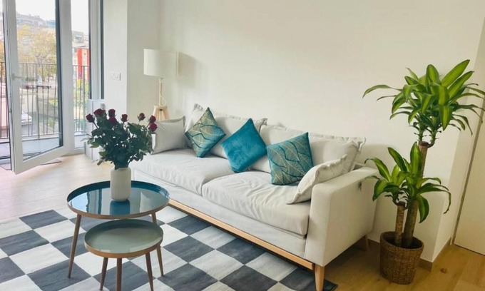 South Bonnevoie Apartment | New 1 bedroom in City Center- Terrace