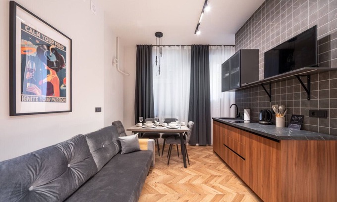 Avoti Apartment | New 1BR Sleeps 4 Desk Prime Location Bath