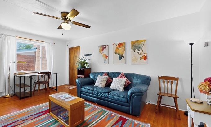 Pueblo Alto House | NEW- 2 Bed/1 Bath near UNM/VA/State Fair/Kirtland
