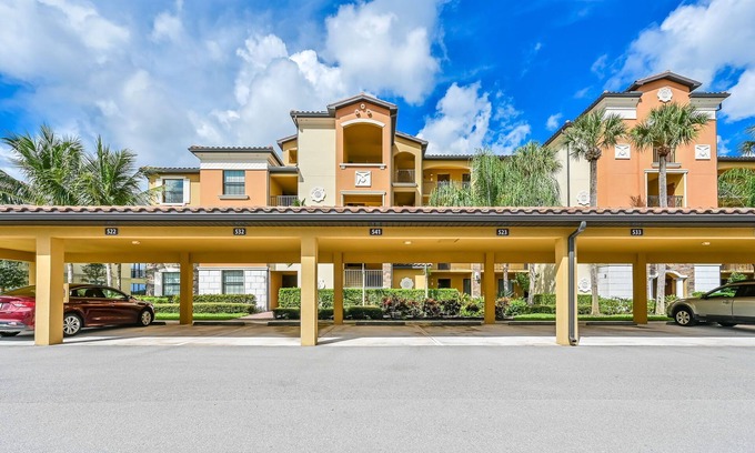 Naples Condo | New 2 Bedroom 2 Bath Bonita National Condo. Top Floor Corner Unit, Amazing Views