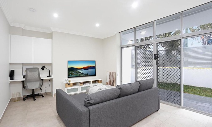 Penrith Apartment | New 2 bedroom Apartment for 7 People