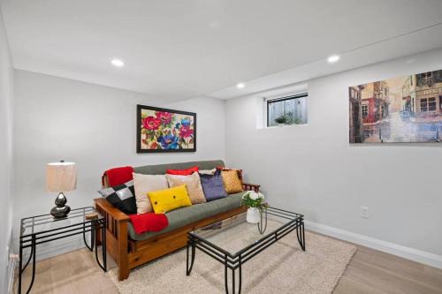Guelph House | New 2 bedroom basement apartment