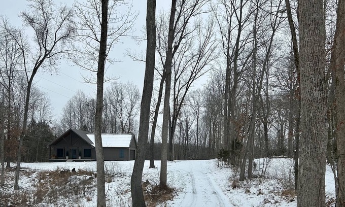Drake House | New 2-bedroom "Kentucky Country" vacation home 10 minutes from Bowling Green