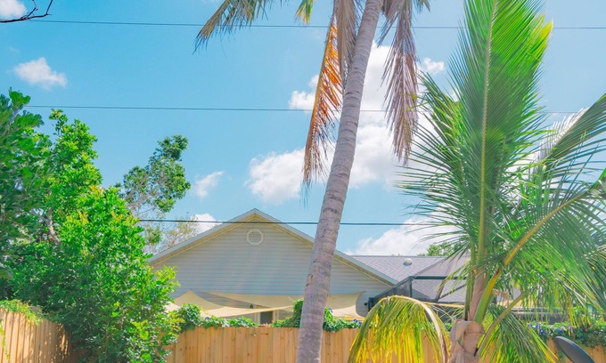 San Carlos Park Apartment | NEW - 2 BR, 2BA, & Kitchenette! Fort Myers.