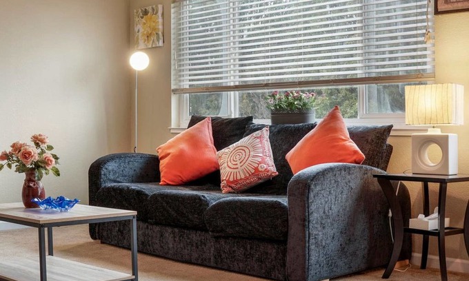 San Bruno Apartment | ★★★★★NEW! 20% Discount 5 min from SFO, BART, Train