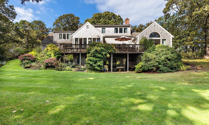 South Chatham House | New 2025 Chatham Hideaway - Peaceful Woodland Overlooking Minister's Pond