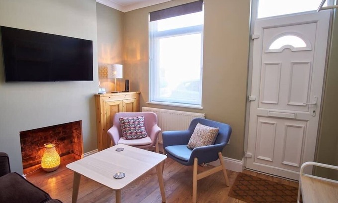 Loughborough House | NEW 2BD Victorian Terraced House Loughborough