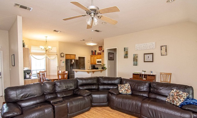 Springtown House | New! 3 Bedroom 2 Bath Home Close to Downtown Springtown, Wedding Venues, & Eagle Mountain Lake!