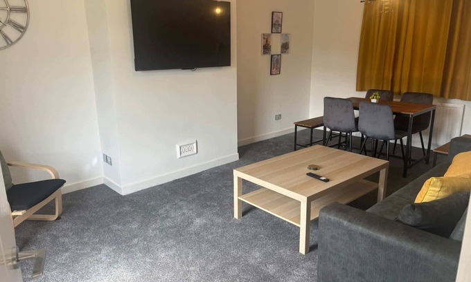 East Kilbride House | NEW - 3 Bedroom House in East Kilbride