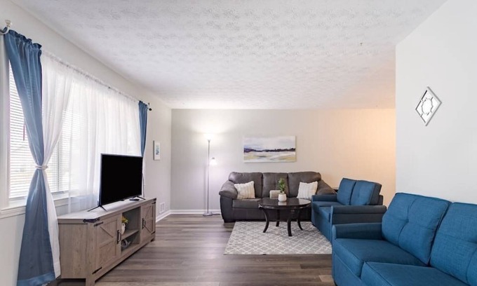 Ellenwood House | *NEW* - 3Bed/2.5Bath - Relax on Ridgetop