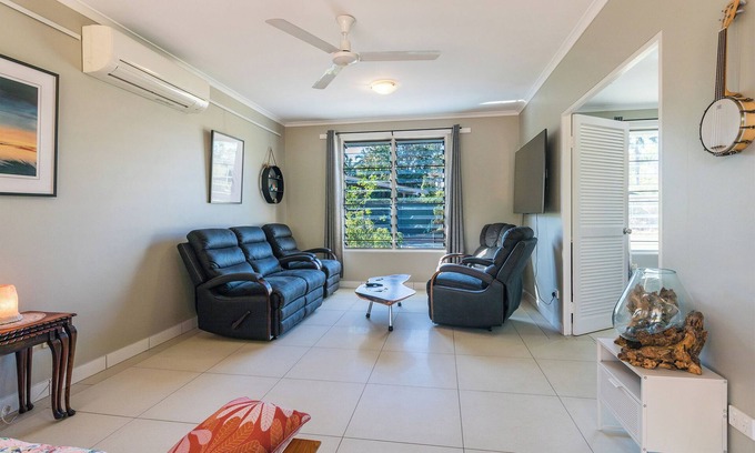 Anula House | NEW 3brm Stunner in Moil!