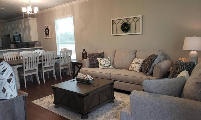College Station House | NEW 4/4 Farmhouse style house in College Station!