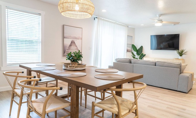 Northside House | *New 4 bdrm home* minutes from JAX Intl. airport!