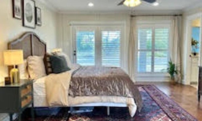 Smith County House | NEW! 5-bedroom holiday home on 5+ acres minutes from city life