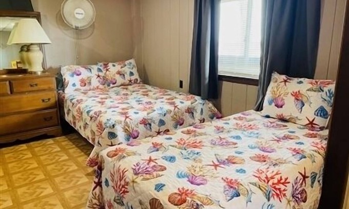 Port Mansfield Apartment | NEW 500' LIGHTED FISHING PIER! JJ's Landing, Large Studio Apartment.