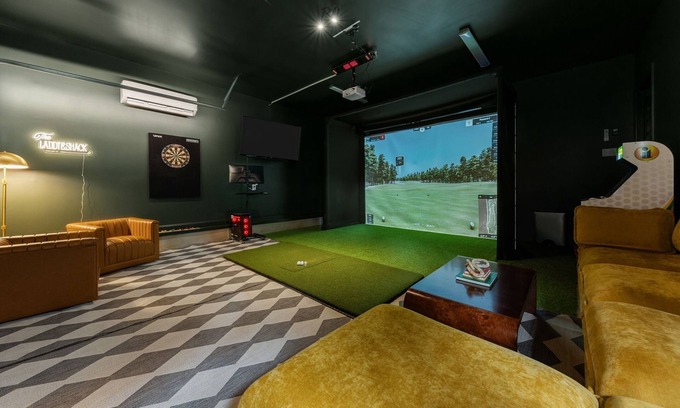 Pinehurst House | NEW 6BR 4BA w/Golf Sim Hot Tub Sauna Game Room