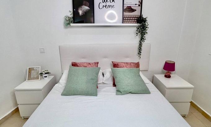 Carabanchel Apartment | New Alojamiento en Madrid. Cerca de Madrid-río
