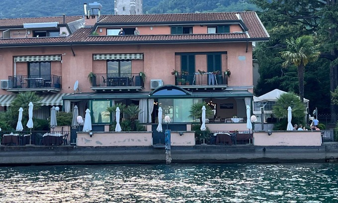 Lovere Apartment | New and elegant apartment directly overlooking the lake:wonderful view