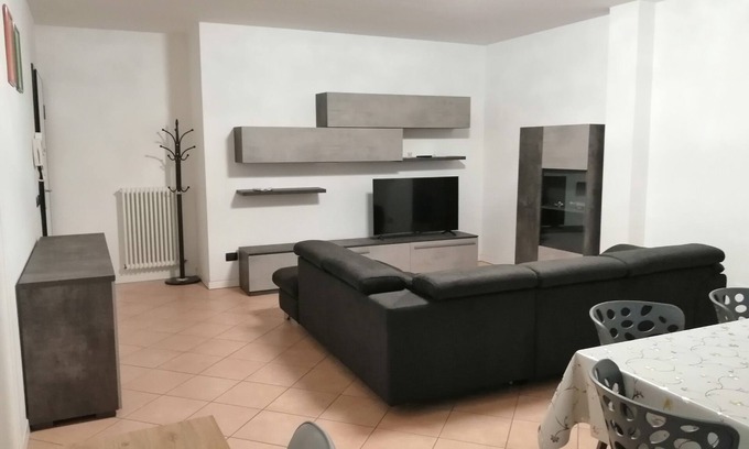 Cremona Apartment | New and lovely
