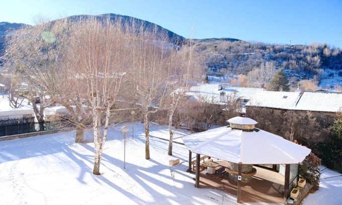 Err Apartment | New apartment, 5 beds – 8 km from the resorts