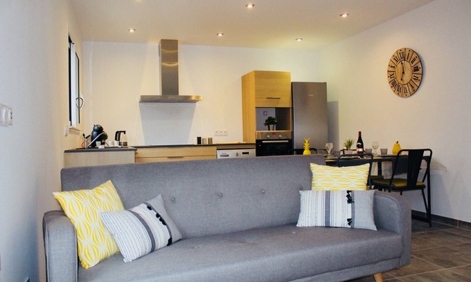 Peri Apartment | NEW APARTMENT, QUIET, NEAR AJACCIO
