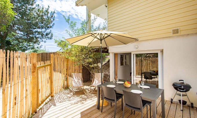 Le Canon Apartment | New Apartment with Terrace, 2min from the beach