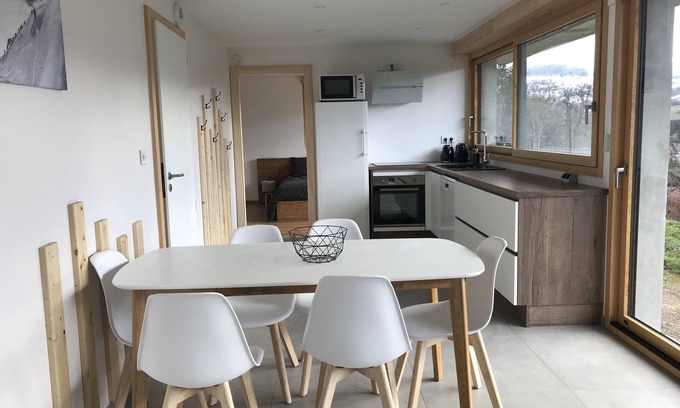Habere-Lullin Ski Chalet | New apartment with garden in Savoyard chalet