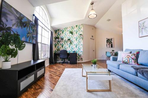 Buena Ventura Lakes Apartment | New APT 15Min Drive Disney and Airport - Parks KingBed Pets