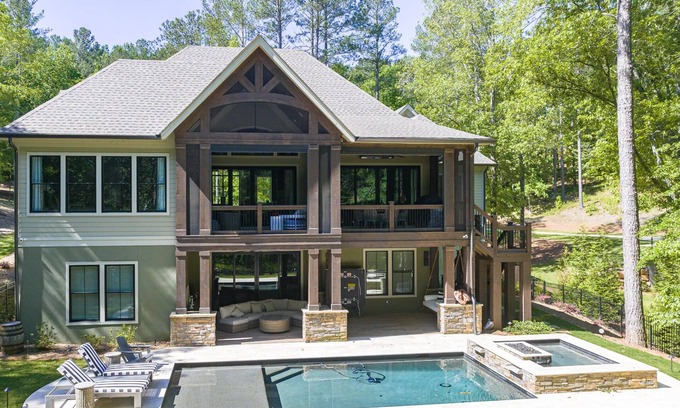 Lake Oconee House | NEW Berry Good Available Monthly