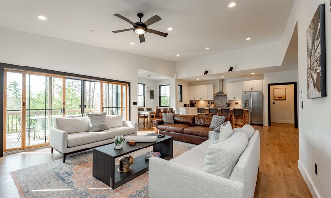 Sky Valley House | New! Bourbon Sunset: Lake Area, Gas Fireplace, Hot Tub!