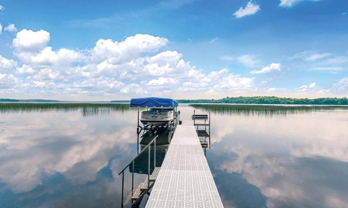 Brainerd Cabin | *NEW* Breathtaking Lakefront Cabin