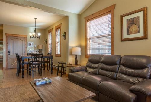 Driggs Apartment | New Buffalo Peaks - Great Outdoor Adventures!
