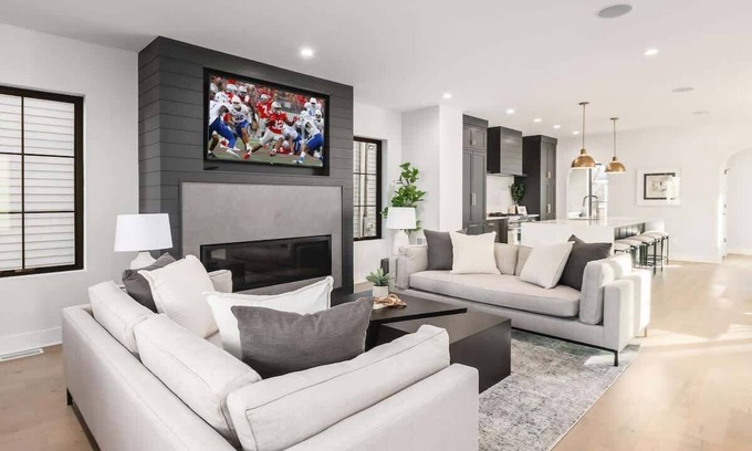 Downtown Columbus House | NEW BUILD Short North Home w/Rooftop Terrace!