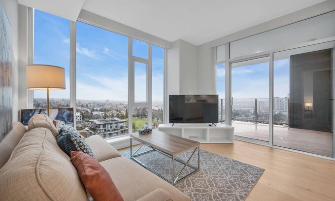 Marpole Condo | NEW BUILDING | 2-BDR&2-Bath | 950 sq.ft | AC | Free WiFi & Parking