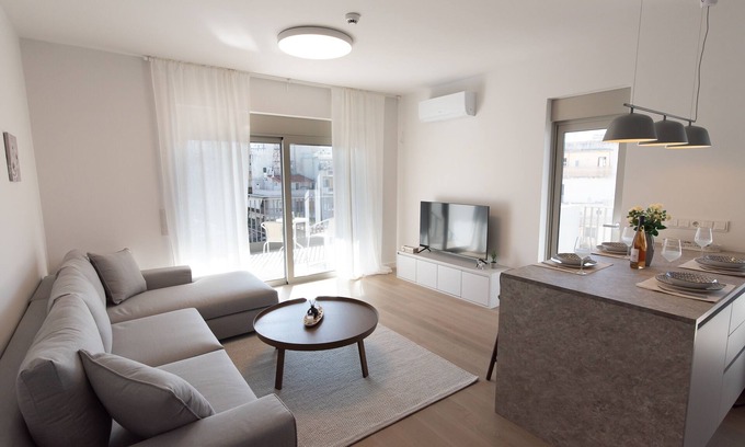 Kaisariani Apartment | New-built apartment close to Athens city centre (Form E1)