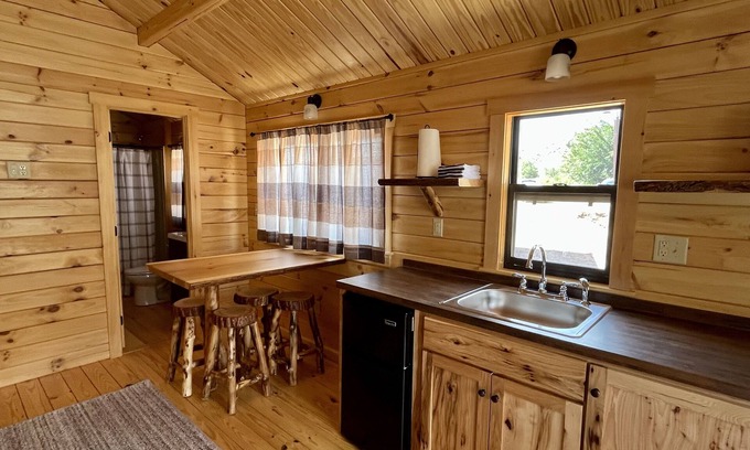 Zion National Park South Entrance Cabin | New Cabins in Springdale, Utah. 1/2 mile to entrance of Zion National Park!